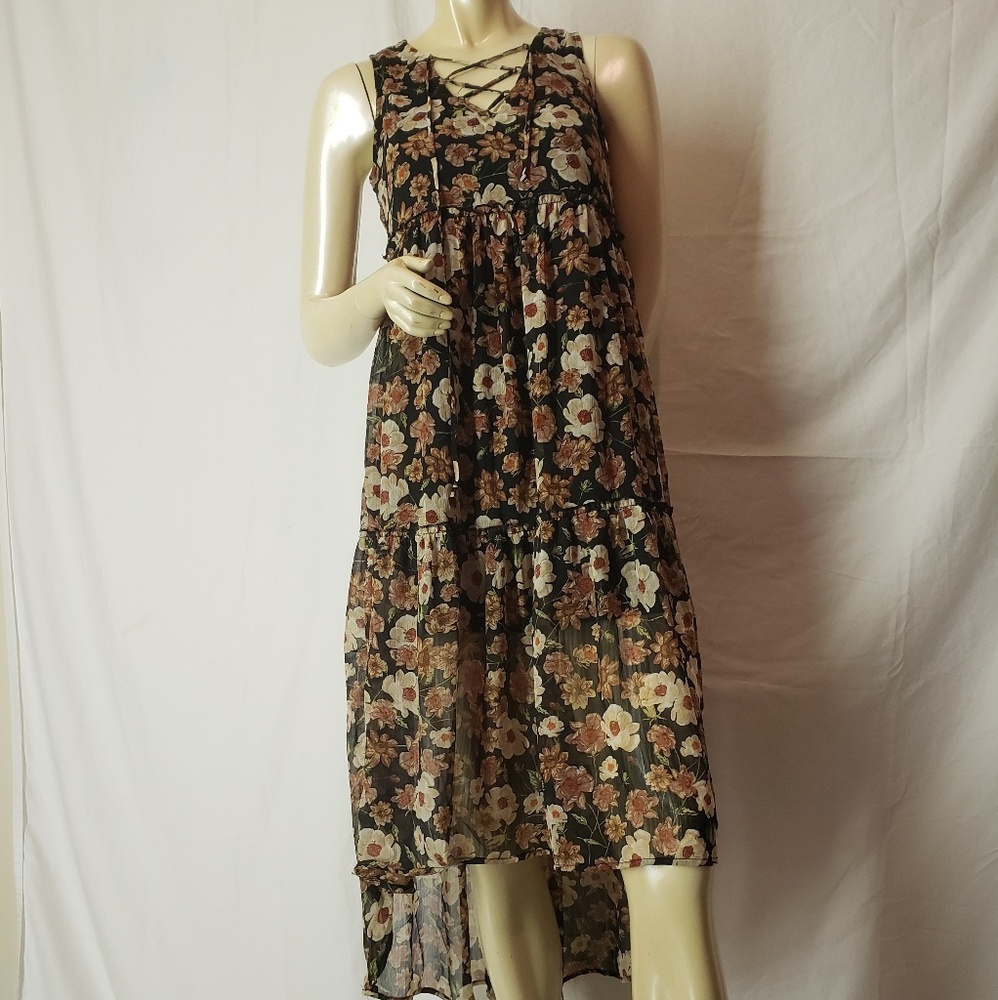 Dress - Picture 3 of 3